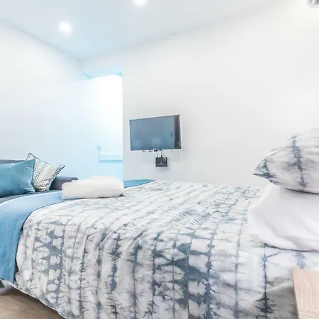 Apartment Collection - Gb *